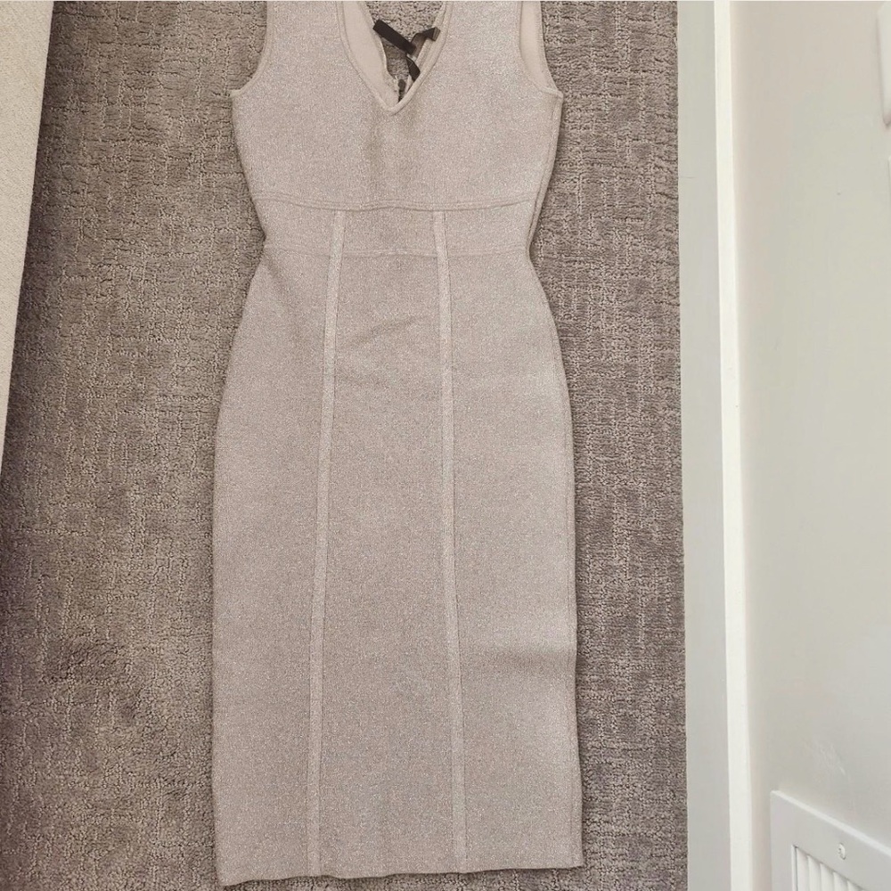 BCBGMaxAzria Sleeveless Cream Midi Dress